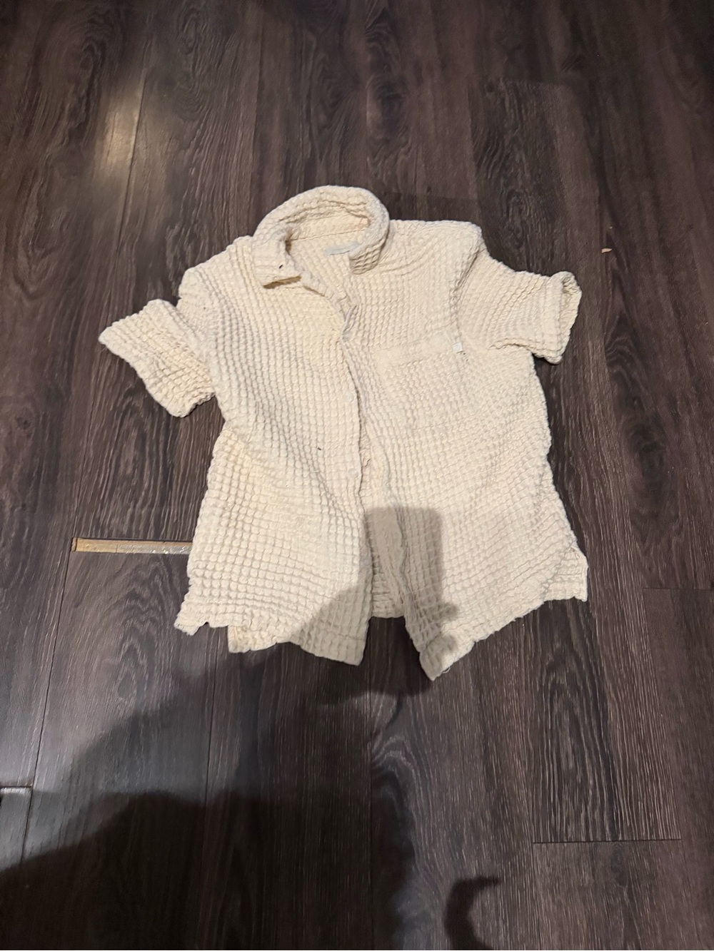 Men's Cream Textured Short-Sleeve Button Shirt